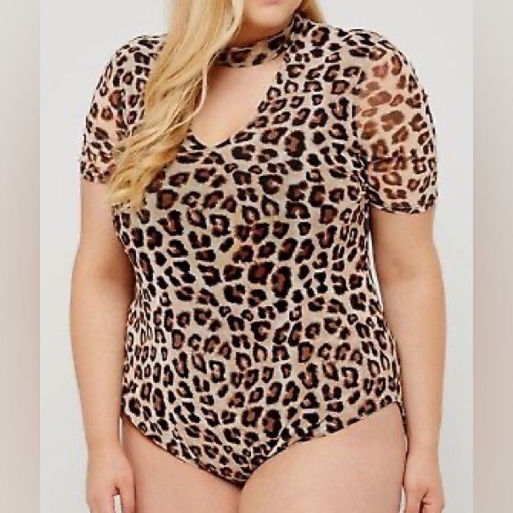 Almost Famous Leopard Print Bodysuit (3497)